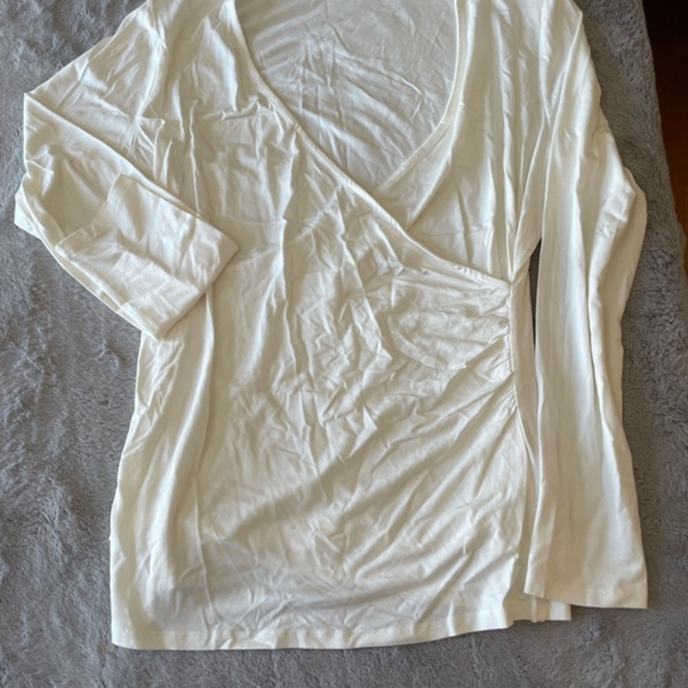Kettlewell Elegant White Women's Top faux wrap size Large